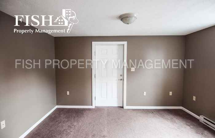 259 Main St - Photo 2 of 10