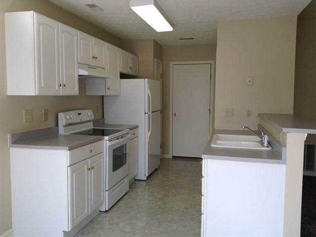 201 Shawnee Ct - Photo 2 of 8