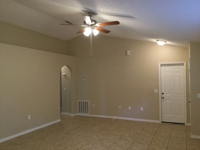 2922 Mingo Dr - Photo 2 of 16