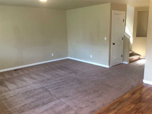 432 Tulip Ave - Photo 3 of 15