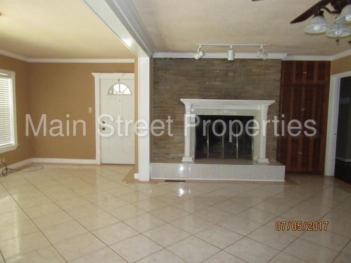 1227 Barcia Dr - Photo 2 of 17