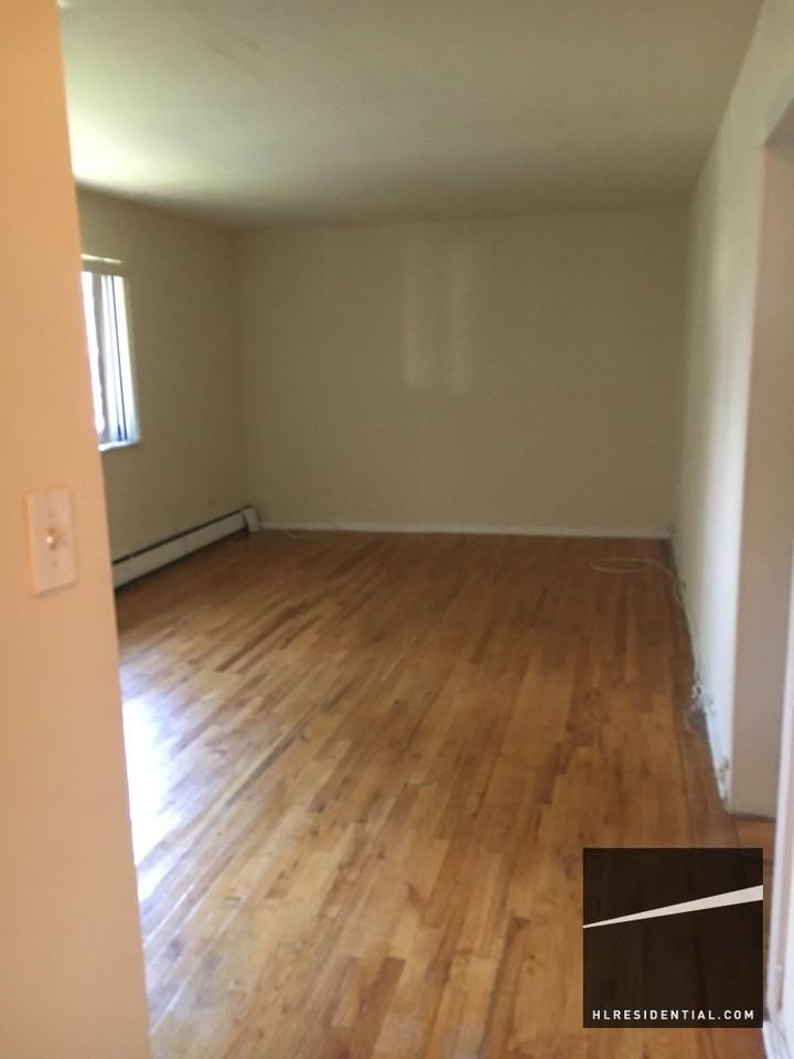 1821 Himrod St 2 - Photo 3 of 4