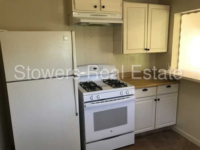 80 Summit Rd #A - Photo 3 of 14