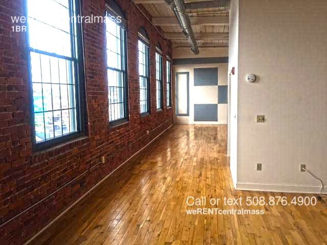 7-1/2 Kelley Square - Photo 3 of 4