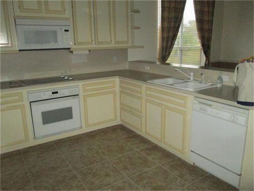 12994 Centaurus Ct - Photo 3 of 8