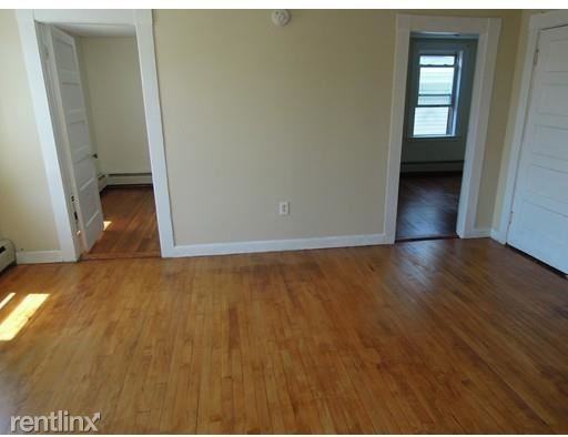 149 Washington St - Photo 2 of 6