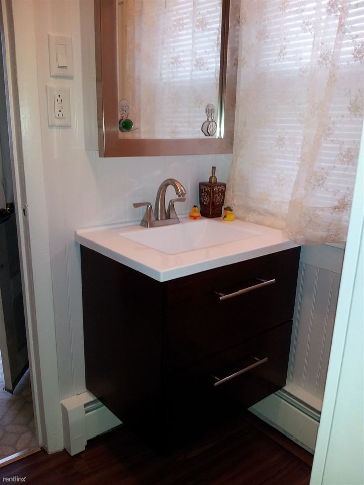 230 E Maple Ave - Photo 3 of 4