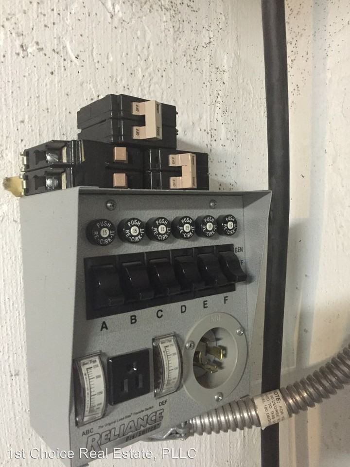 7220 M-52 - Photo 2 of 7