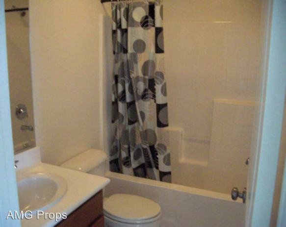 532 Dana Ln - Photo 2 of 9