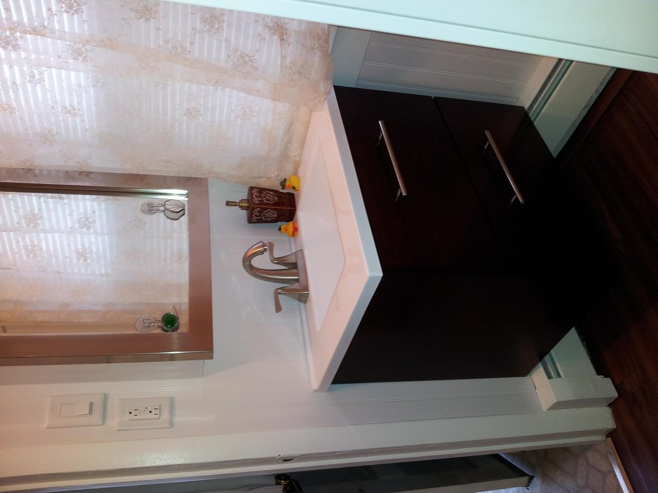 219 W Maple Ave - Photo 3 of 3