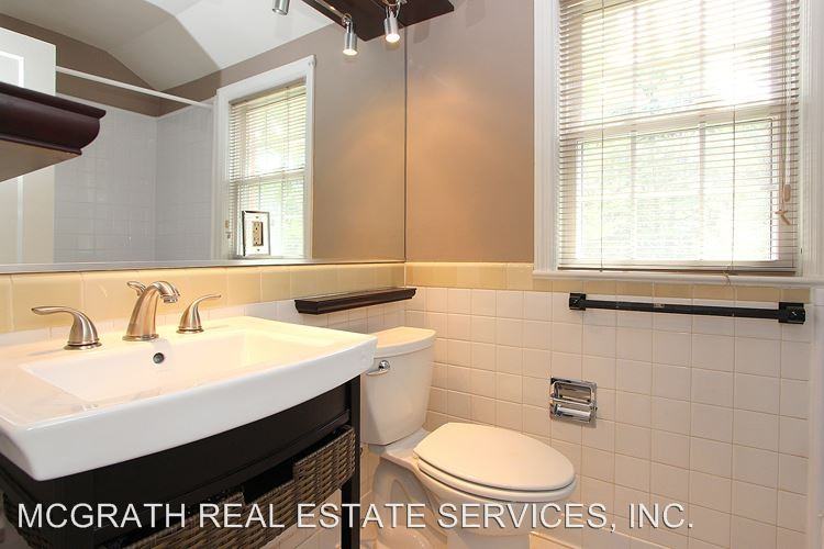 909 N Livingston St - Photo 2 of 31