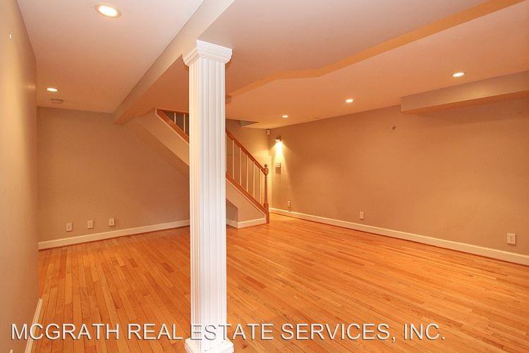 909 N Livingston St - Photo 3 of 31