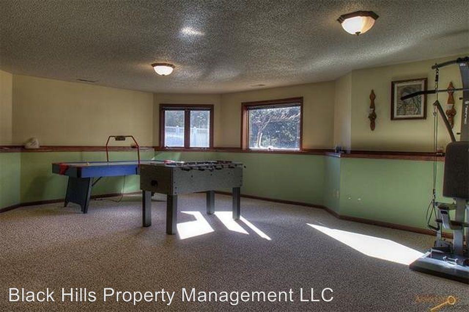 13027 Melcor Rd - Photo 2 of 8