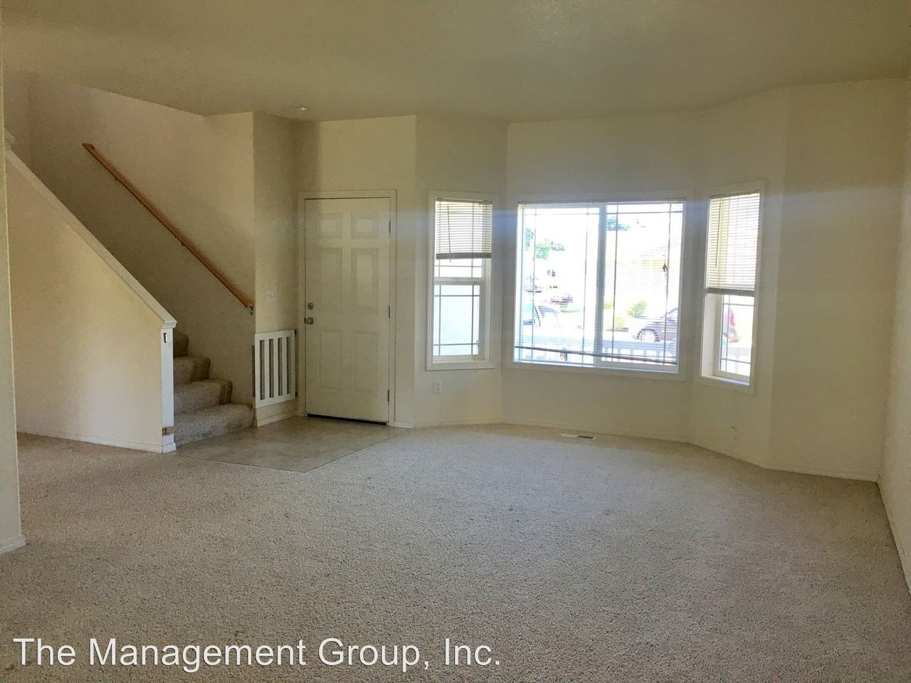 8805 NE 86th St - Photo 2 of 23