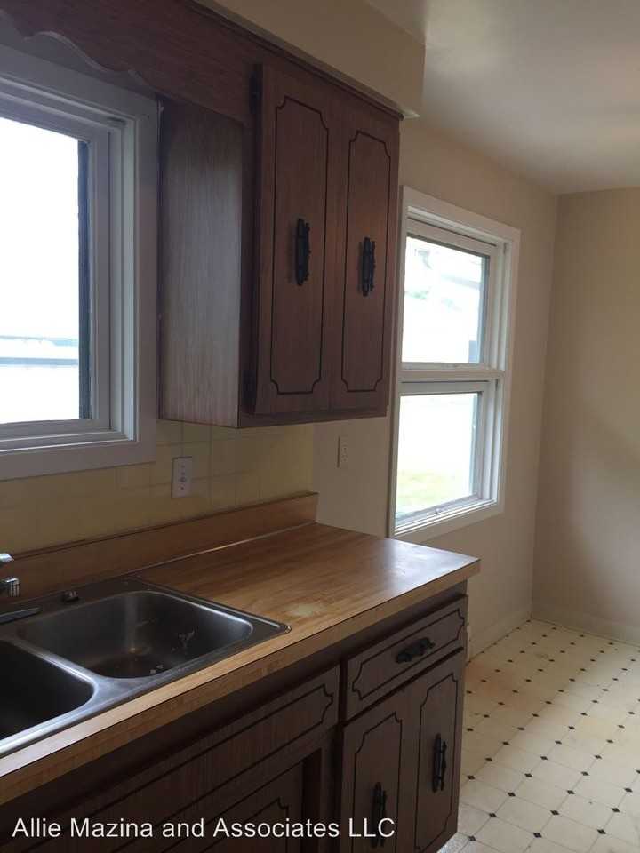 18807 Preston Rd - Photo 2 of 20