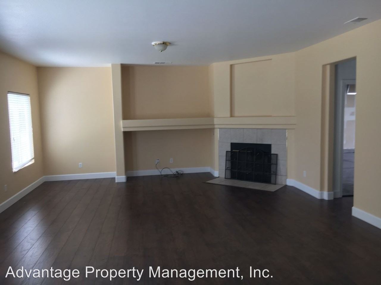 2428 Cesar E Chavez Dr - Photo 2 of 16