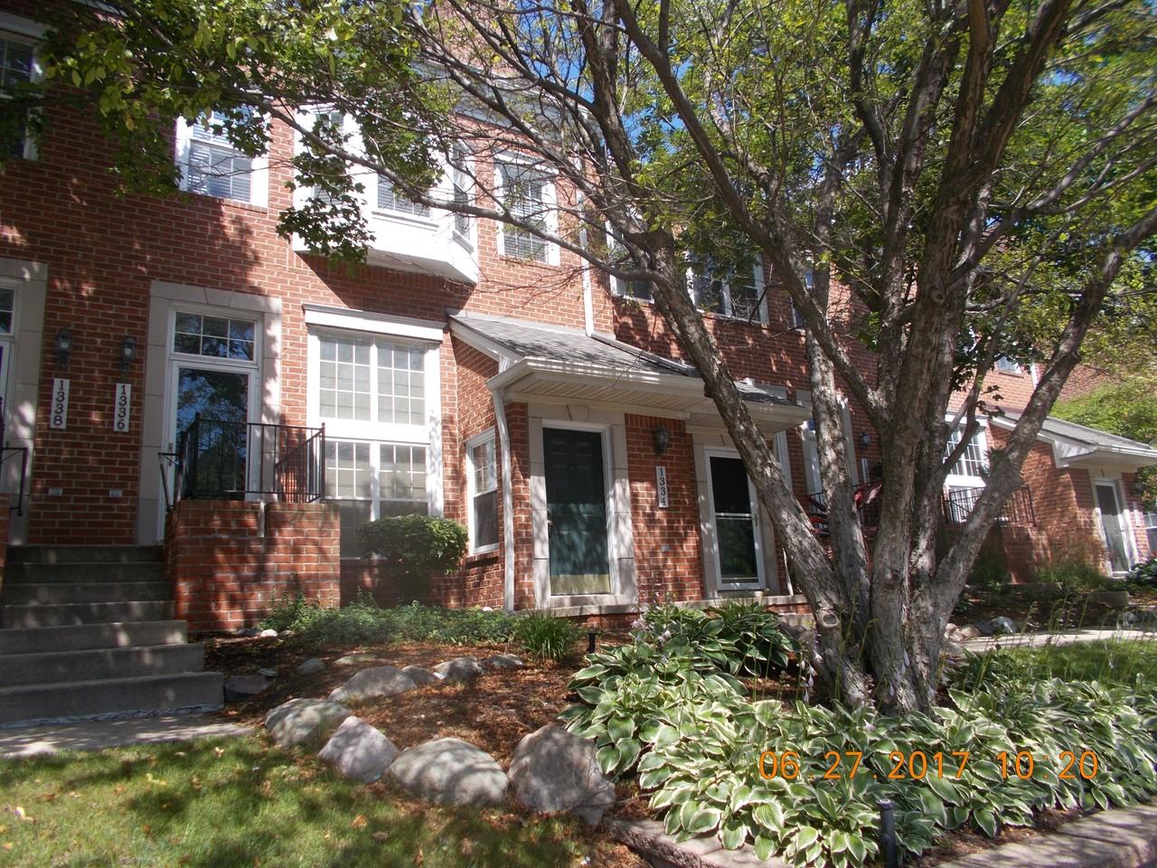 1334 S Main St - Photo 2 of 24