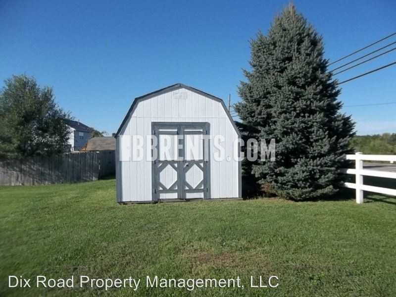 2 Arlington Dr - Photo 2 of 11