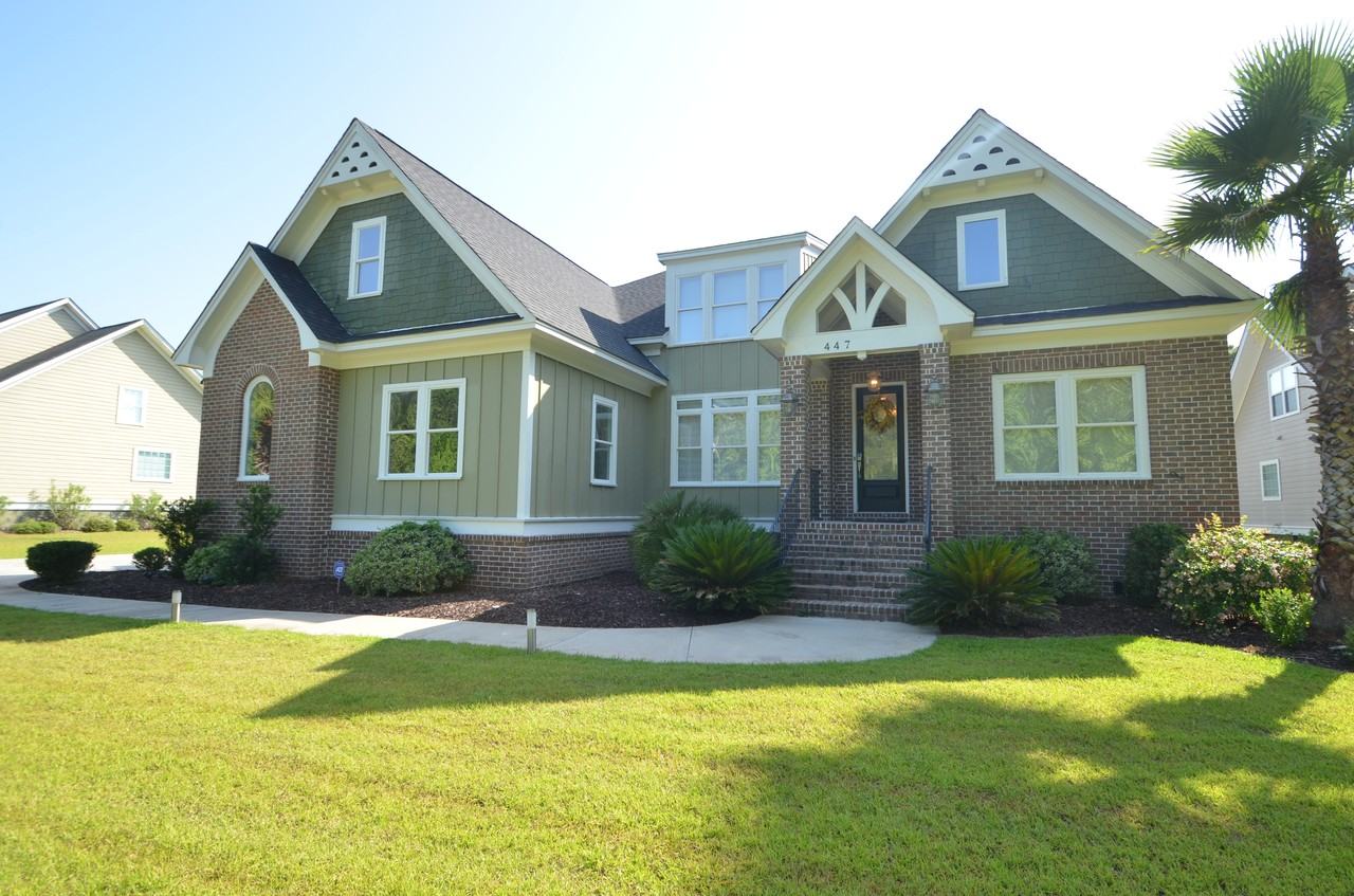 447 Shadowmoss Pkwy - Photo 2 of 16