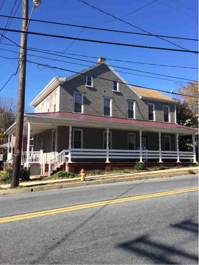 1995 Broad St - Photo 2 of 28