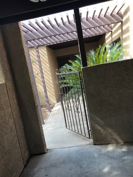 6533 N Foothills Dr - Photo 3 of 13