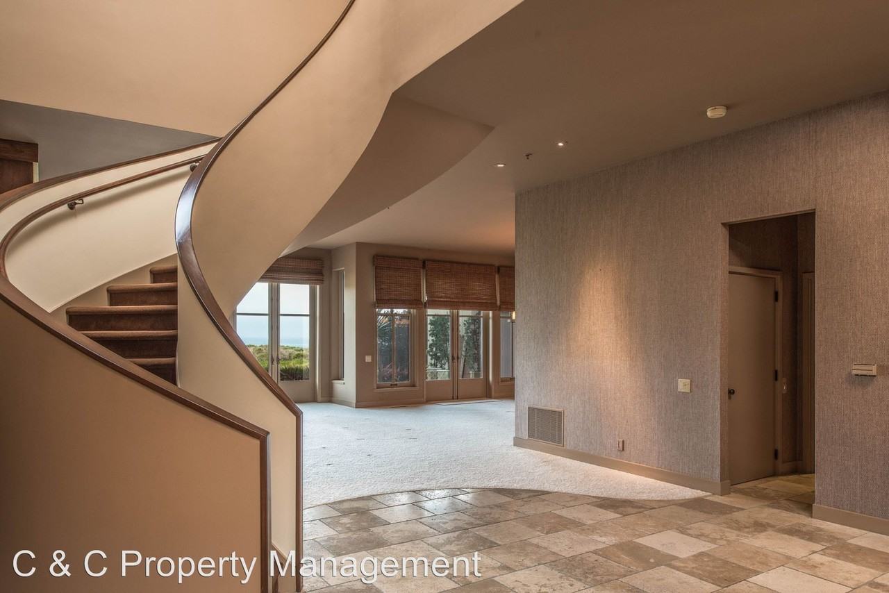 7 Spanish Bay Cir - Photo 3 of 33