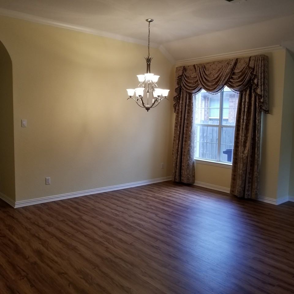 9117 Chardin Park Dr - Photo 3 of 11