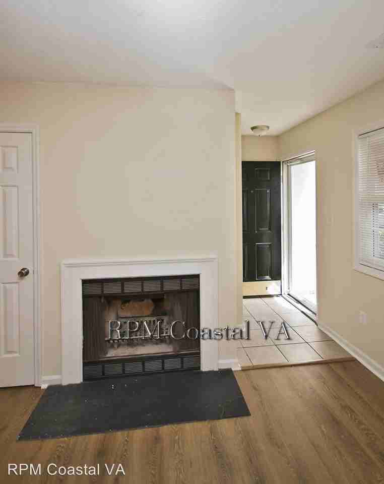 35 Roffman Pl - Photo 3 of 22