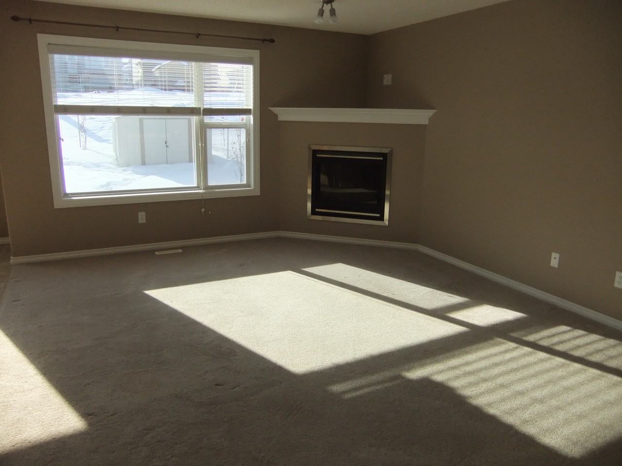 193 Cornwall Rd - Photo 2 of 13