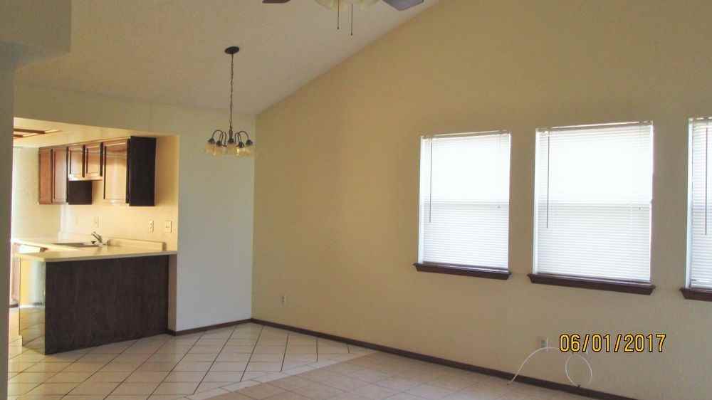 2813 Wong St. D - Photo 2 of 8