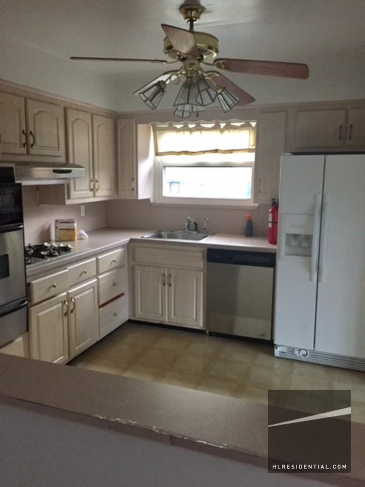 43-02 223rd St 2 - Photo 2 of 7