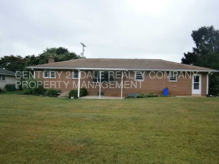 2600 Sunset Ln - Photo 3 of 22