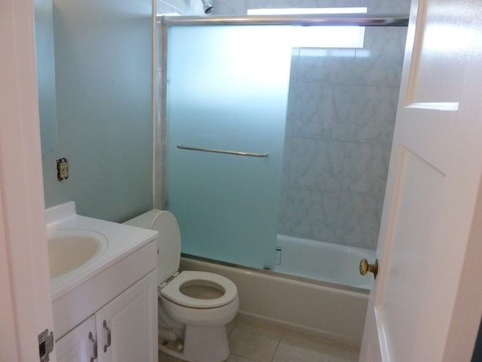 992 Vermont St - Photo 2 of 9