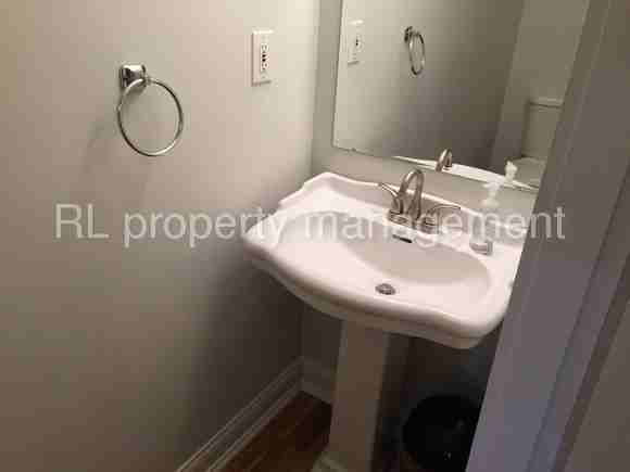 181 E 1st Ave - Photo 3 of 23