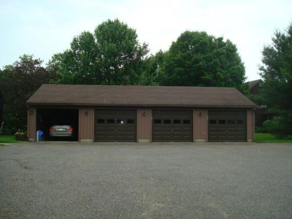 6 Adams Ct #C - Photo 3 of 13