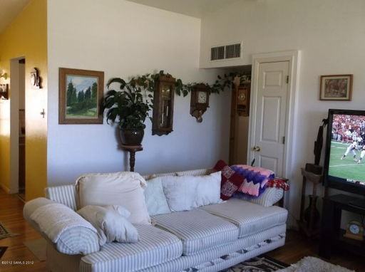 135 Ave De La Loma - Photo 2 of 12