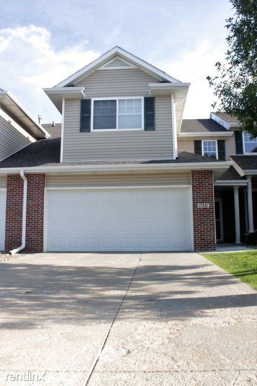 15321 Amy Plaza - Photo 2 of 5