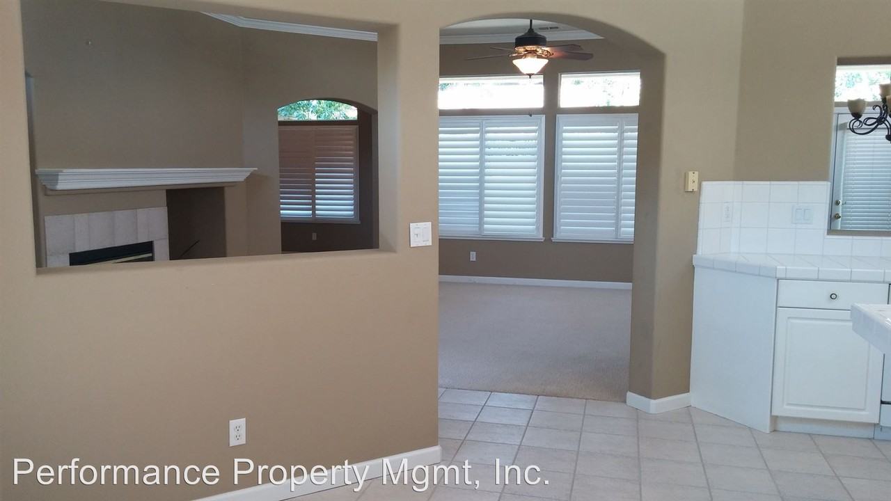 2168 W Vía Delfini - Photo 3 of 14