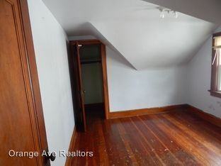 2121 E Tripoli Ave - Photo 3 of 10