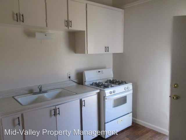 714 S. Church Street - Photo 2 of 7