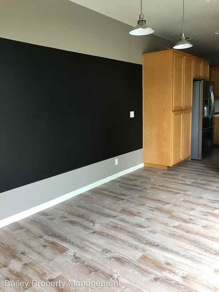 44 Monterey Vista Dr - Photo 3 of 15