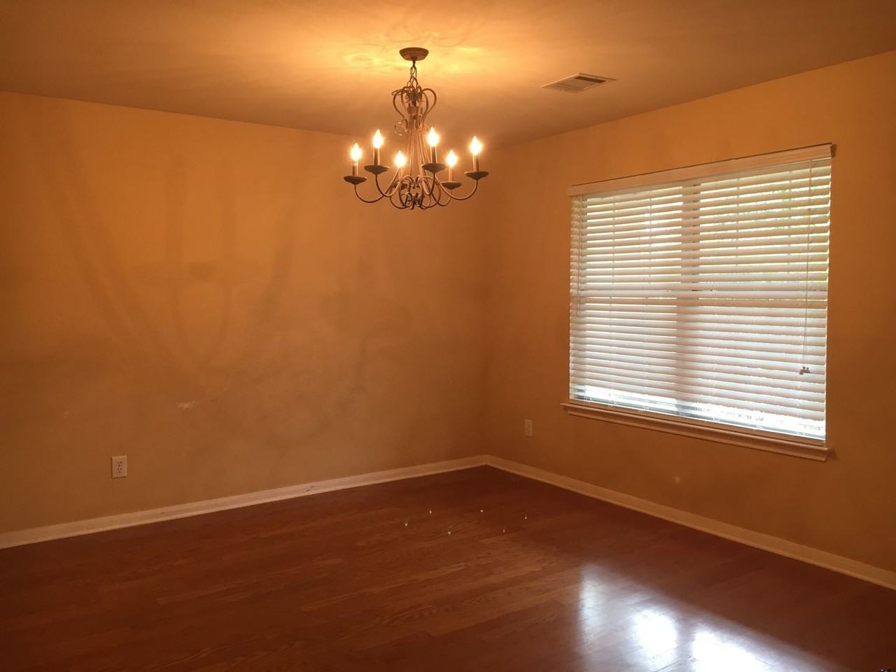 20208 Camargo Ct - Photo 3 of 17