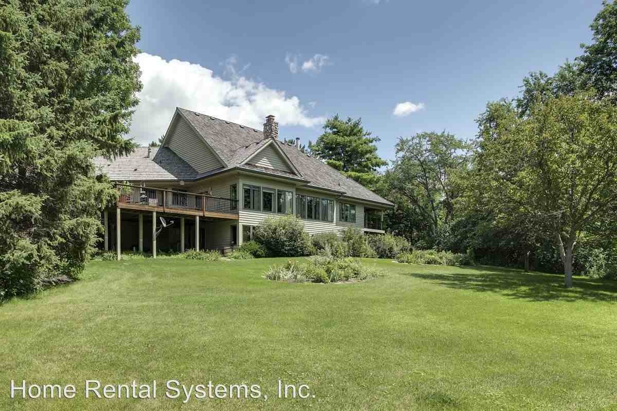 2225 Willow Dr - Photo 2 of 8