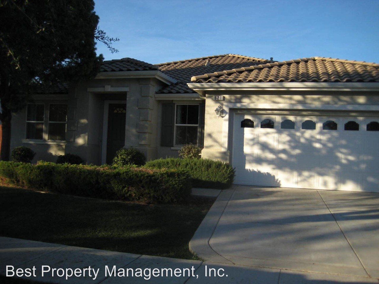 521 Coconut Pl - Photo 2 of 15