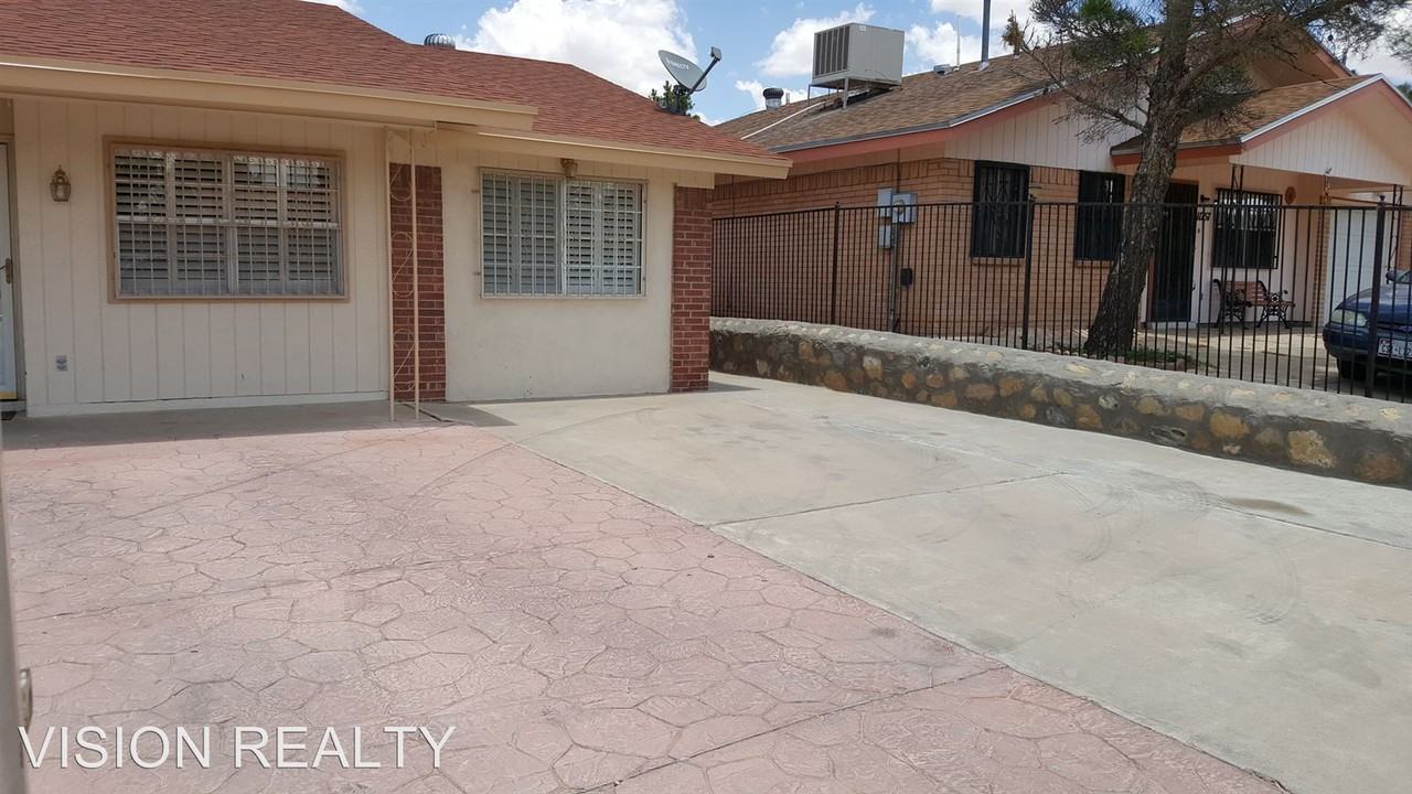 11753 Prado Del Sol Dr - Photo 2 of 20