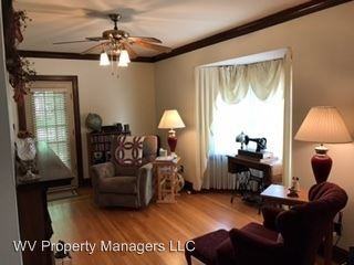 206 27th St SE - Photo 3 of 19