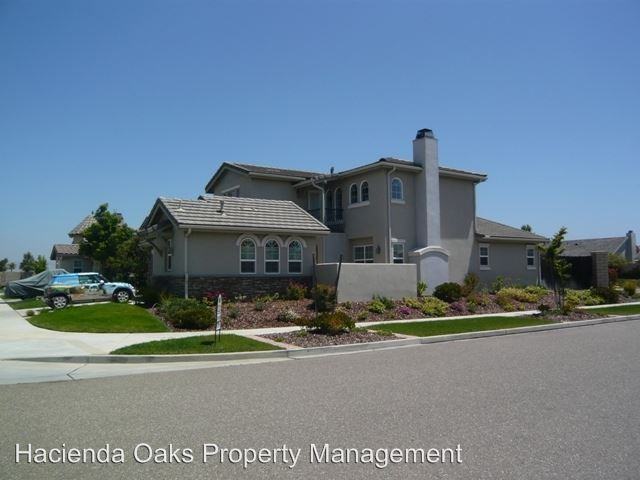 2250 Nutmeg Ln - Photo 2 of 18