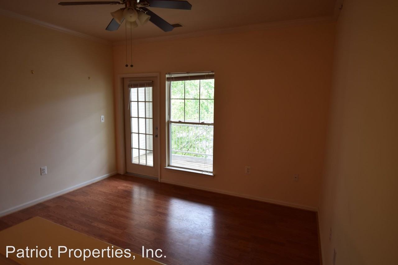1516 North Point Dr #304 - Photo 3 of 12