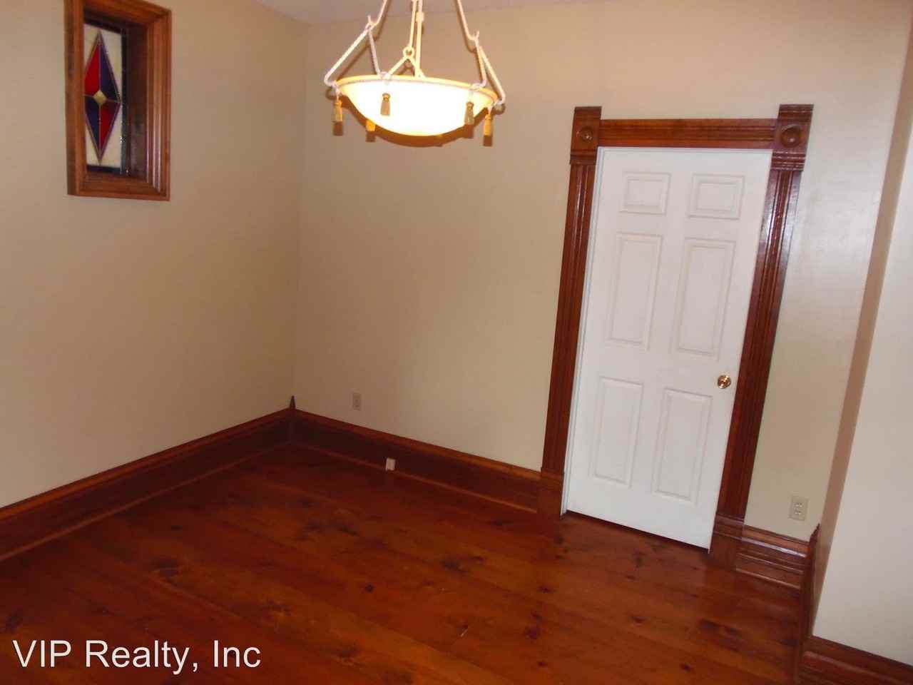 520 W 2nd Ave - Photo 3 of 28