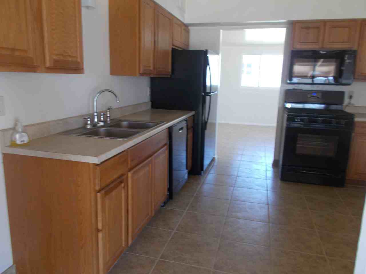 210 4th St - Photo 3 of 15